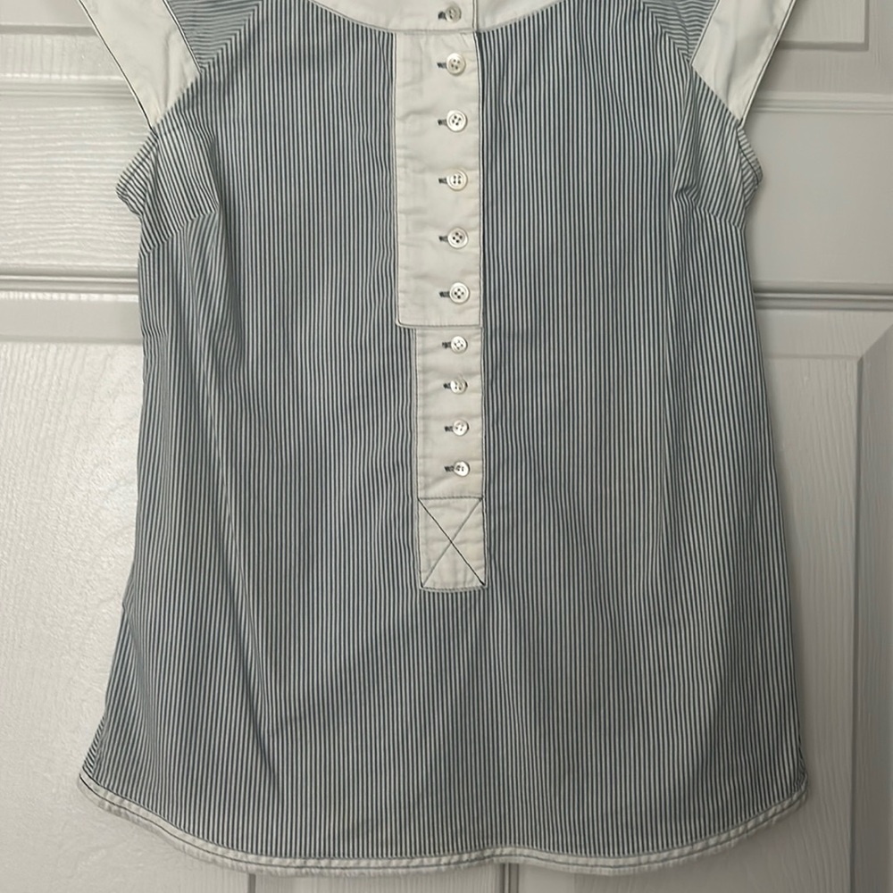 BCBGMaxAzria Striped Blouse XS - Picture 3 of 9
